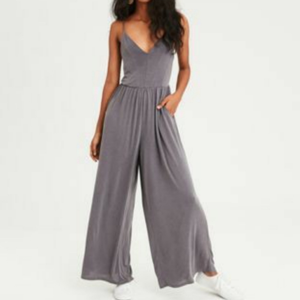AE Stylish Gray Strapy Jumpsuit